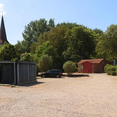 Komfortable Mit Terrasse Auf