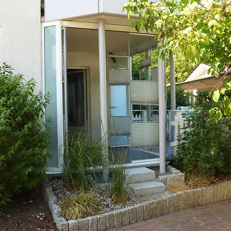 Komfortable Mit Terrasse Auf Διαμέρισμα *